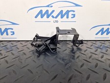 14-20 MERCEDES BENZ GLA X156 SUSPENSION STRUT FRONT LEFT BRACKET A2464210594