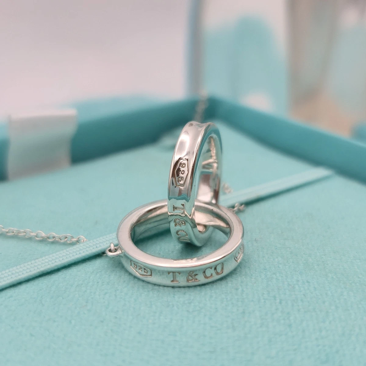 入手困難！ほぼ未使用 ロングチェーン TIFFANY&Co. T207 25+ Tiffany Interlocking Circles In Fine Necklaces & Pendants