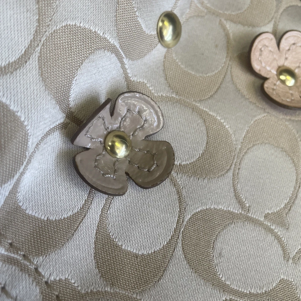 Vintage Coach Monogram Floral Appliqué Khaki Shopper Tote Bag Purse - Image 3 of 4