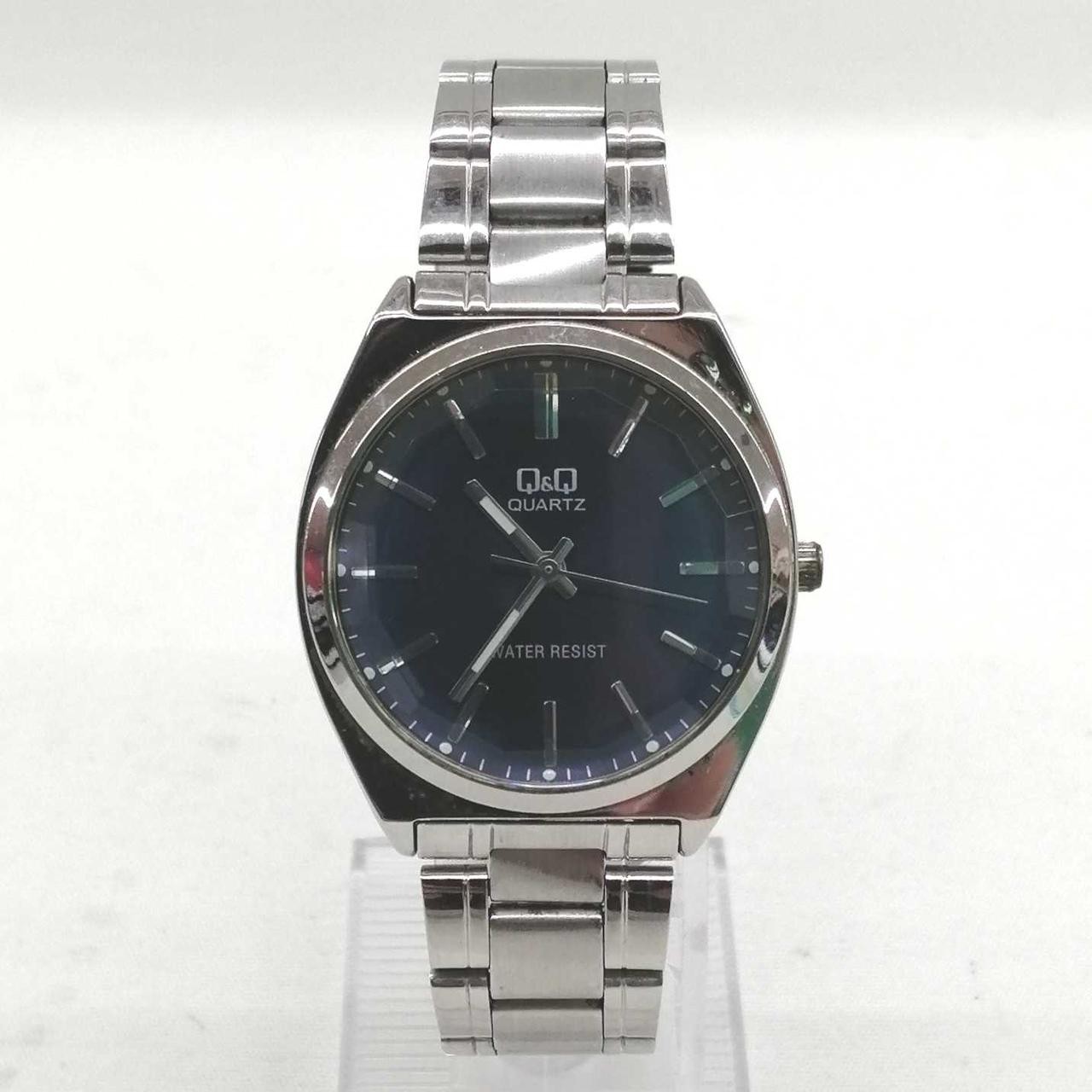 Q 2035 Smartwatch with Advanced Health Tracking