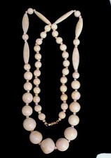 Retro Cream Beige Solid Lucite Beads Necklace 26" Beautiful Vintage Creamy