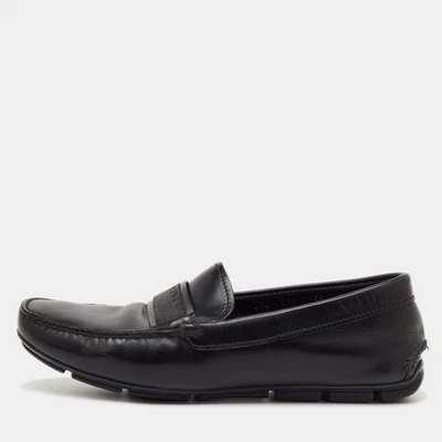 Mocassins Prada en cuir noir à enfiler taille 41,5 - Photo 1/4
