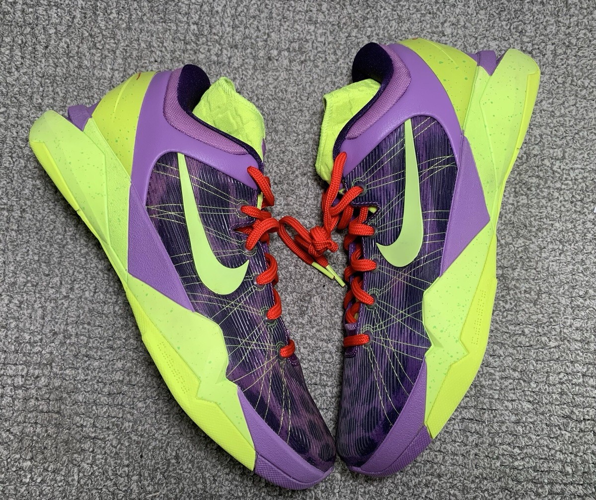 nike zoom kobe 7 supreme christmas