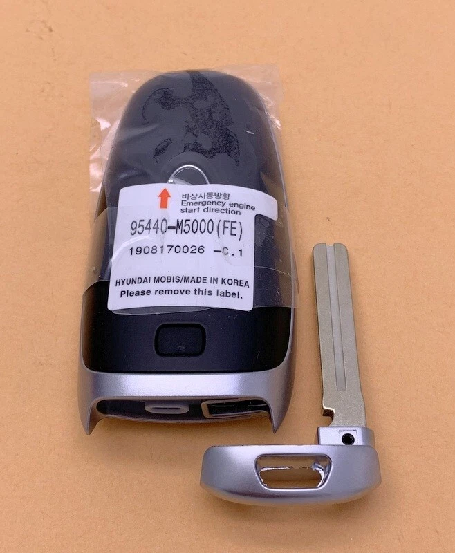 NEW OEM 2019 2020 2021 HYUNDAI NEXO SMART KEY PROXIMITY REMOTE FOB 95440-M5000 - Image 2 of 4
