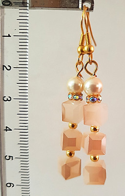 Ohrringe goldfarben Tropfen beige mit Glasperlen und Miyuki Perlen
