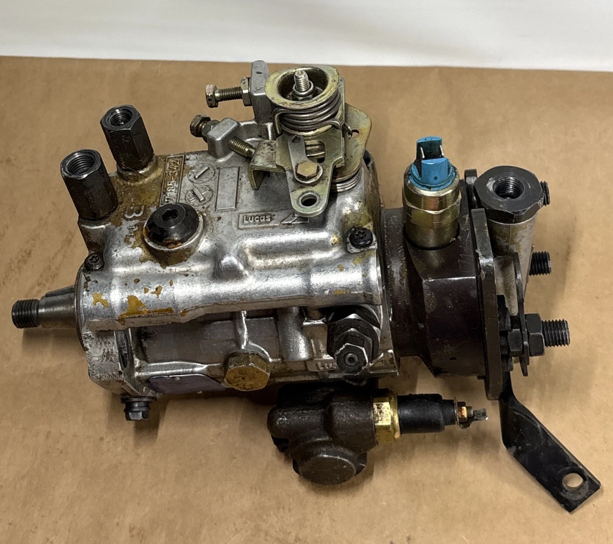 Lucas 8922A131T Diesel Fuel Injection Pump 52896BPG Perkins 2644A404 Used photo 4