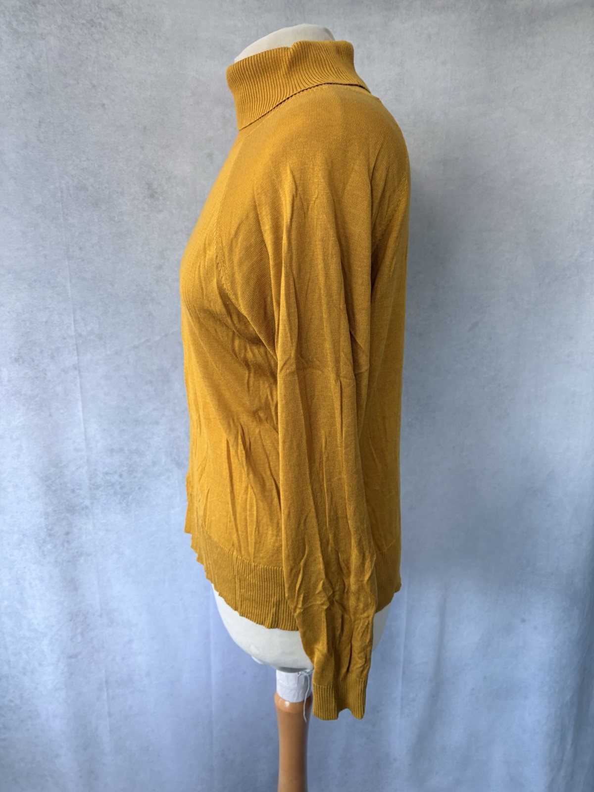 H&M Mustard Roll Neck Jumper L Long Sleeve Pulllver Acrylic Blend Knit Women’s thumbnail 6