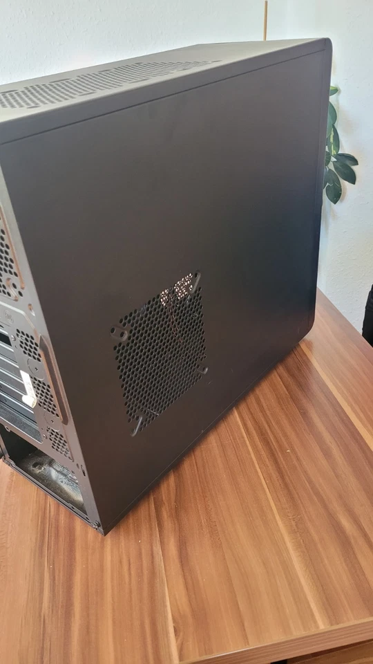 Cooler Master N300 ATX Computergehäuse Schwarz - Bild 4 von 4
