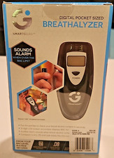 SmartGear Portable BREATHALYZER Digital Pocket Size NIB