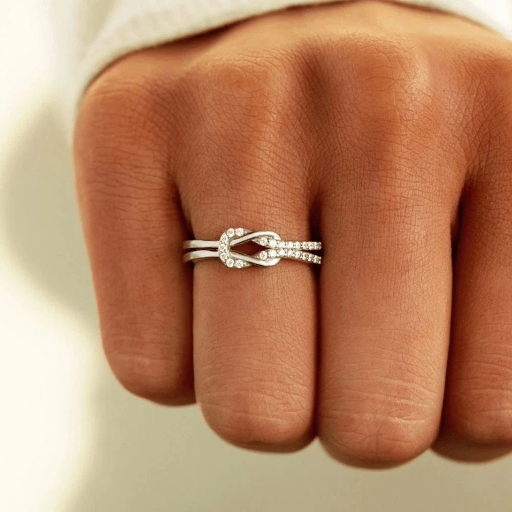 Square knot best sale ring