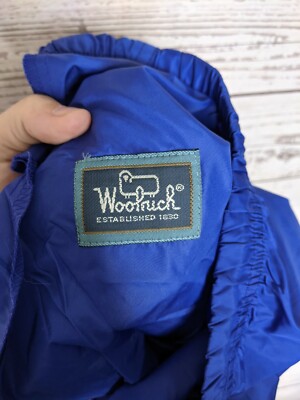 Woolrich Deadstock Vintage 80s Nylon Navy Blue Hiking Running