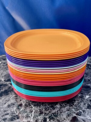   Brand New Tupperware  Microwave DESSERT Plates Set of 4 (7.5 Inches) Different