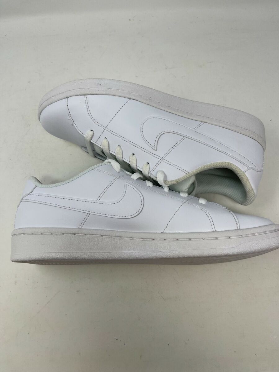NEW Men's White Nike Court Royale 2 Style #CQ9246-101 Shoes NEW Men's White Nike Court Royale 2 Style #CQ9246-101 Shoes