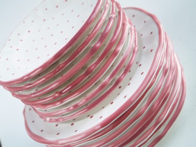 Gmundner Keramik rosa Tupf Unterteller barock