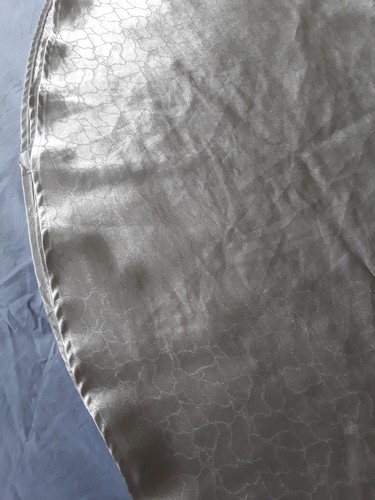 Round Silver Coloured Tablecloth, Pre Owned - Picture 2 of 6
