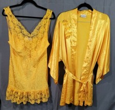 Vintage Val Mode Lingerie Peignoir Robe  Gown Size Med Orange Floral Lace Mint