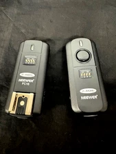 Neewer FC-16 - Remote camera flash trigger and receiver-box D