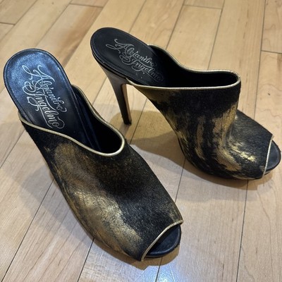Alejandro ingelmo High Heel Stiletto Metallic Gold Fur Platform Mule 39.5