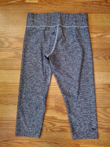 Victoria's Secret Pink Ultimate Yoga Capri Crop Pants Size M Heather Gray - Picture 3 of 12