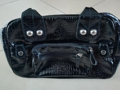 She Damen Handtasche Schwarz Croko Optik Bag Hochglanz 