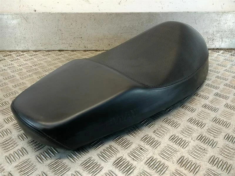 Keeway ARN 125 QJ Asiento Foto 2 de 4