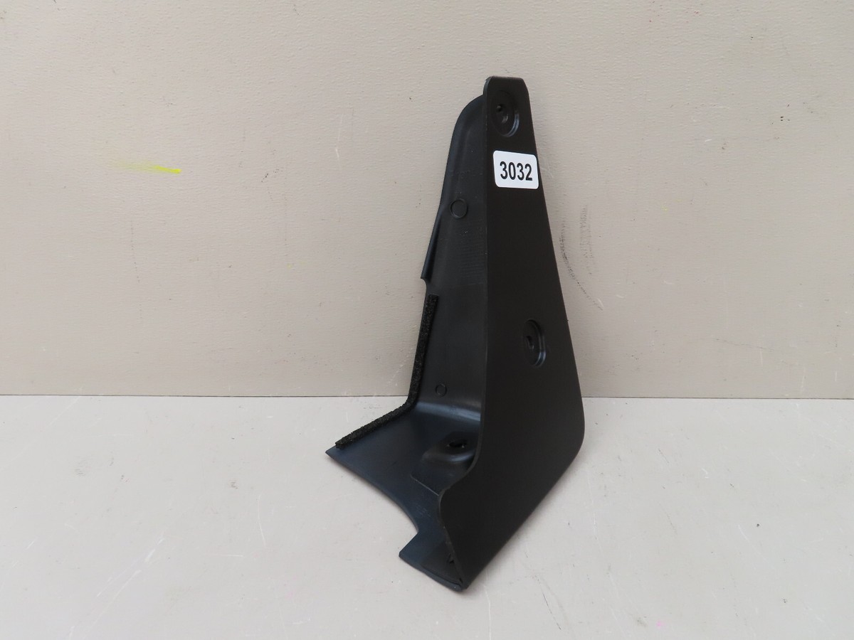 2020-2024 NISSAN SENTRA REAR RIGHT PASSER QUARTER MUD FLAP