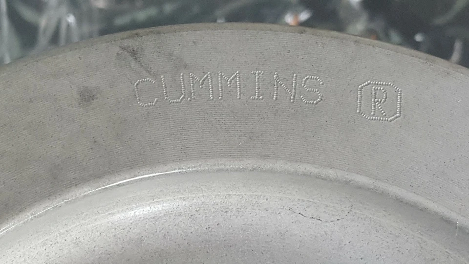 Kit de pistón 3020083 Cummins (pistón, pasador y cerraduras) VT 903 16:5.1 genuino Cummins Foto 2 de 3