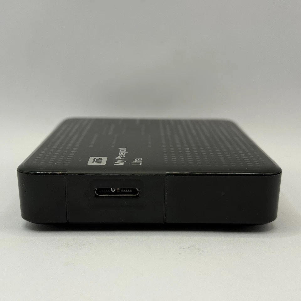 Western Digital My Passport Ultra WDBMWV0020BBK-05 2TB External HD With Cable - Image 4 of 4