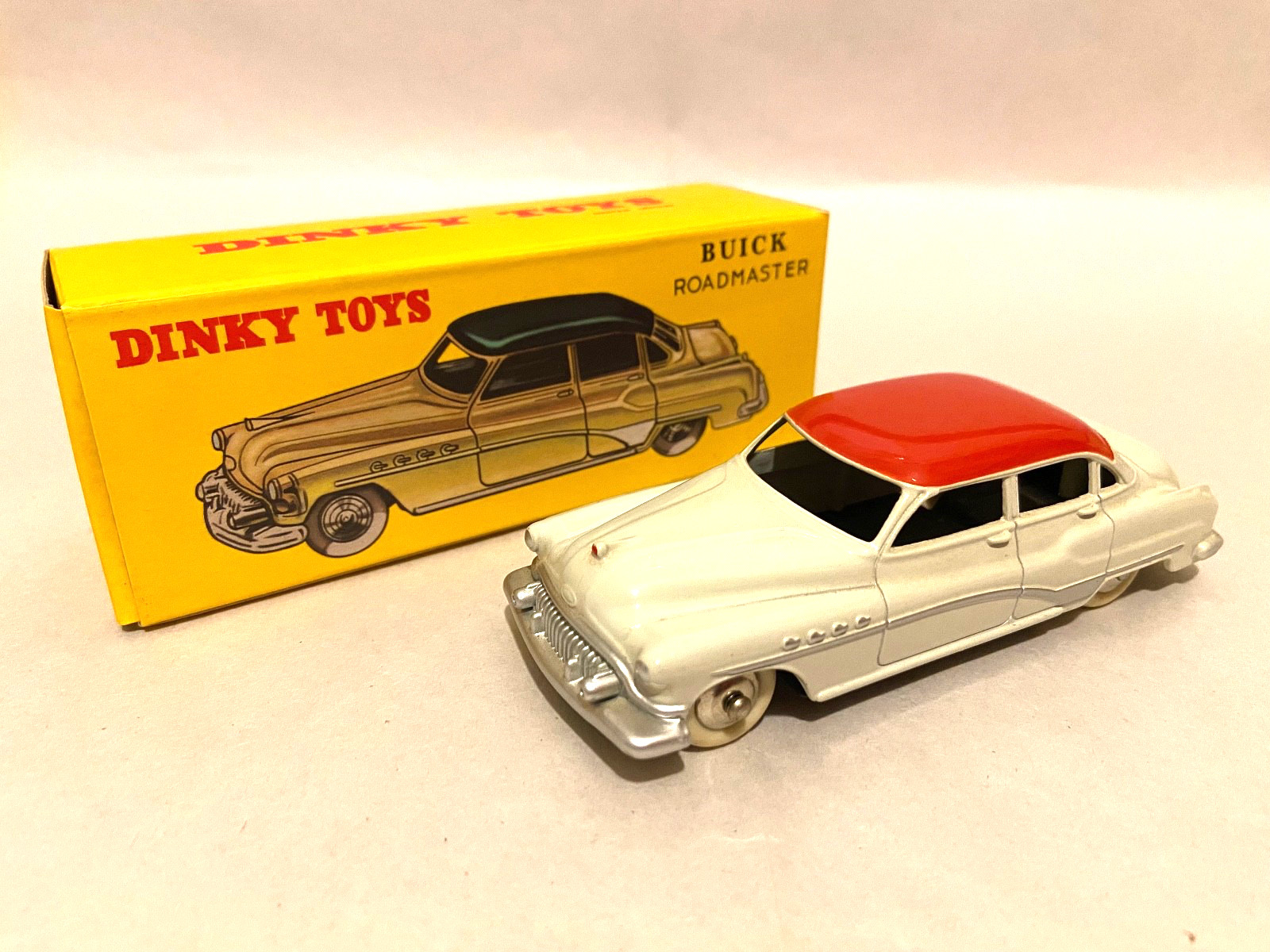 Dinky 24V, Buick Roadmaster - Free Price Guide & Review