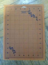 Fiskars Brand Self Healing Cutting Mat