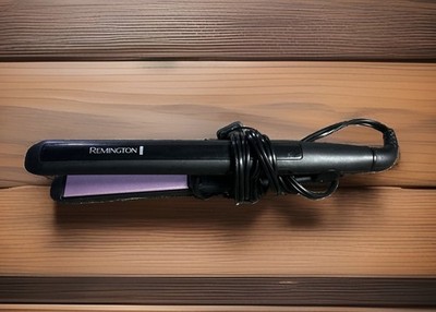 Remington Ceramic Flat Iron Hair Straightener Adjustable Heat. 