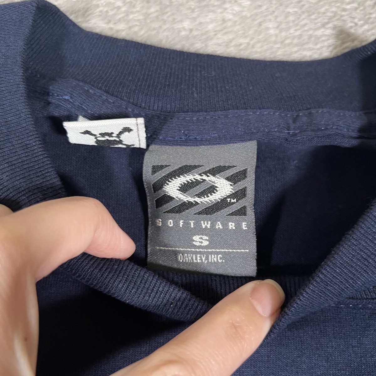 Vintage Oakley Software Shirt Mens Small Blue Center Logo