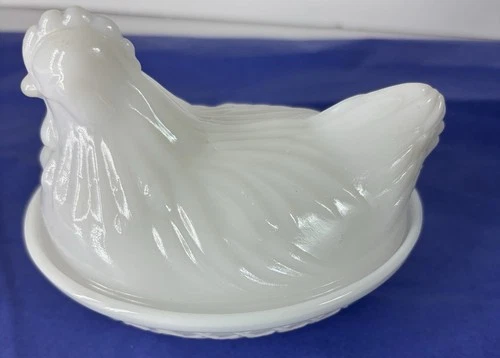 Vintage Small White Milk Glass Chicken Hen Nest Candy Dish Covered Dish