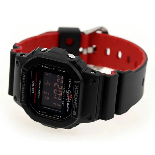 Reloj de cuarzo negro para hombre CASIO G-SHOCK DW-5600UHR-1 sin usar en caja