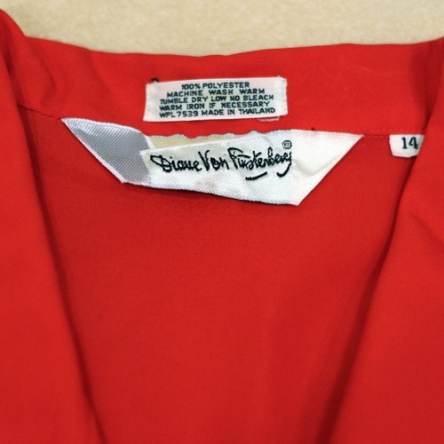 Diane Von Furstenberg (DVF) Women's Size 14 Solid Red Blouse 100% Polyester - Picture 3 of 9