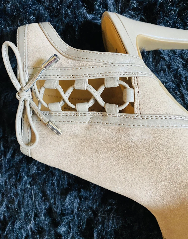 Botines Franco Sarto Peep-Toe Talla 7 Foto 4 de 4