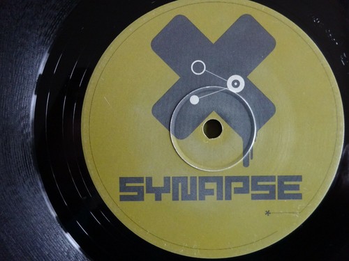 BARELY LEGAL - THE FUTURE 2004 12" VINYL SINGLE. SYP 101. - Foto 3 di 4