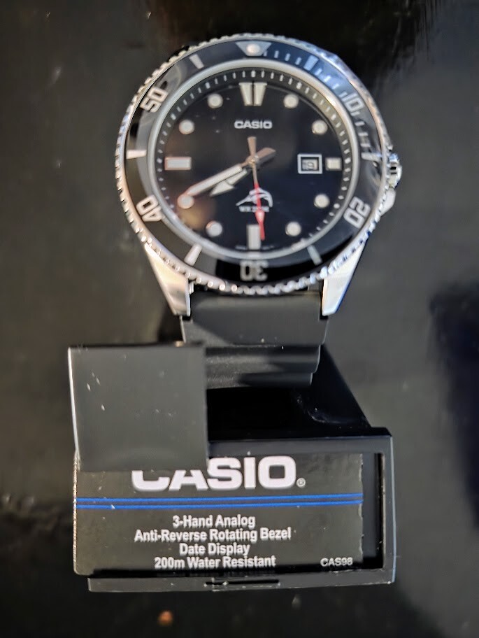 Casio MDV106 [Unisex Analog Watch] [200M WR] [Stainless Steel Case