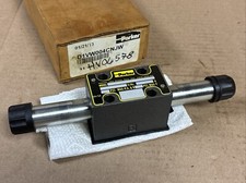 NEW Parker D1VW004CNJW 91 Hydraulic Directional Control Valve 24VDC 5000 PSI