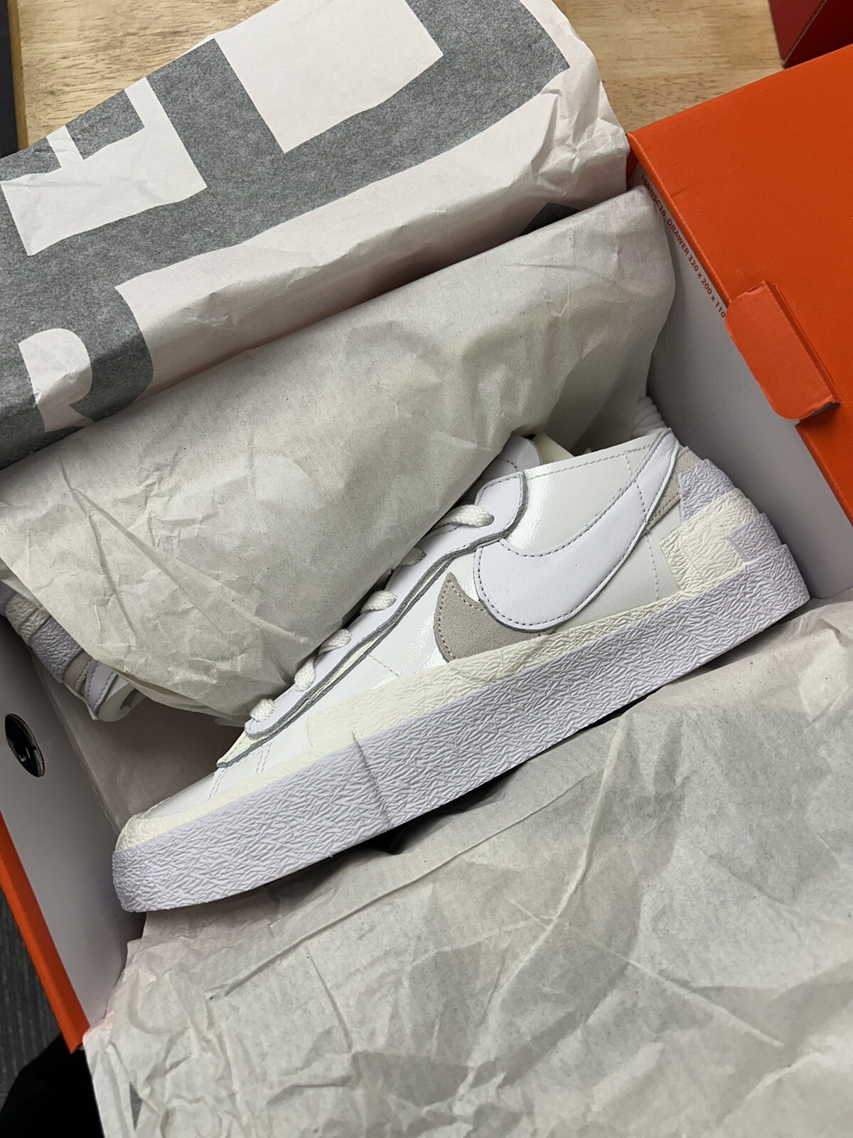 SACAI X NIKE Taglia 10 5 Nike Blazer Low x Sacai bianco lucido patinato 2022 DM6443 100