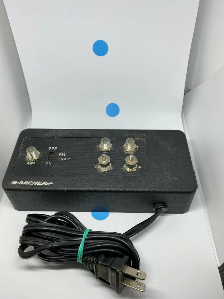 Radio Shack Archer 15-1123 Indoor 4-Set TV  & FM  AMPLIFIED COUPLER - NOS NIB - Image 2 of 3