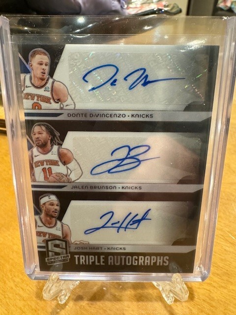 2023-24 Spectra Triple Autographs Donte DiVincenzo Jalen Bronson Josh Hart 12/15