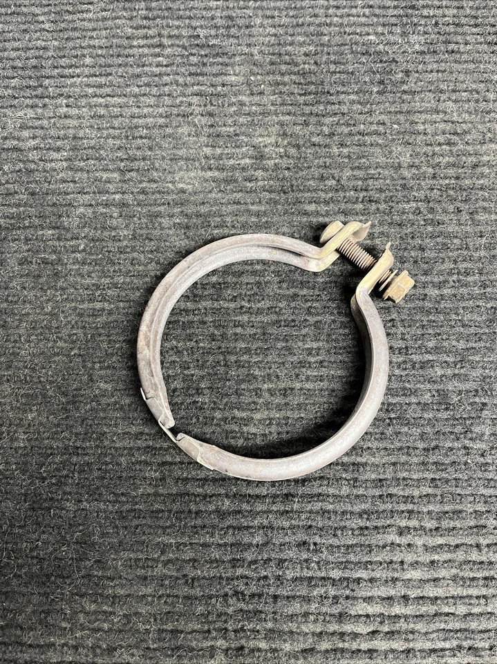 ☑️ Abrazadera de escape OEM BMW 135I 2008-2013 7553602 Foto 4 de 4