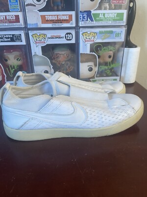Size 8.5 - Nike Racquette Low White W Slip Ons