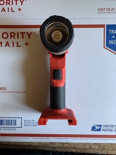 Snap-on 800 Lumen Red Rechargeable 18V LED Dual Work Light.Tool Only. No Battery - Picture 4 of 8