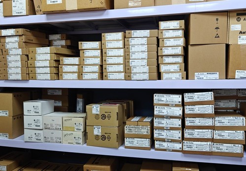 1PC 6AV2125-2JB23-0AX0 Siemens 6AV2125-2JB23-0AX0 New In Box Free Shipping - Picture 5 of 5