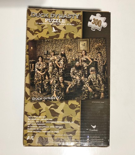 Duck Dynasty 300 Piece Jigsaw Puzzle 14" x 11" Family Photo Camo Uncle Si Willy - Picture 2 of 12