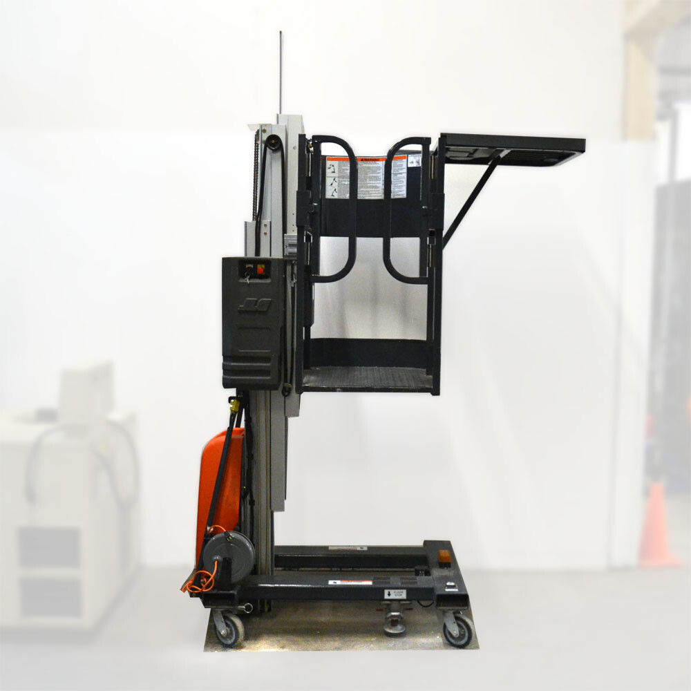 JLG Industries Model 9MP 1 Person 500 lb. Cap. 9 ft Vertical Personnel