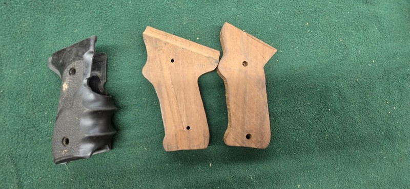 Hogue 1911 grips and Wood blank set of grips