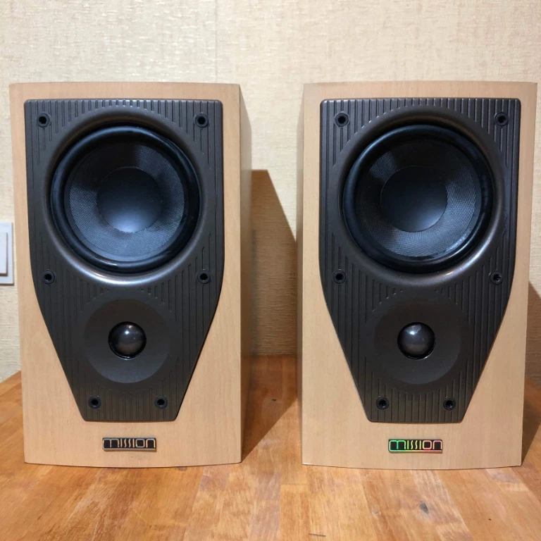 Coppia Diffusori Mission M71  color faggio - 2 vie - Rari in eccellente stato - Immagine 2 di 4